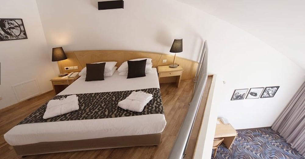 Apartment In Asjkelon Buitenkant foto