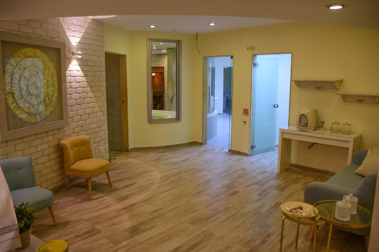 Apartment In Asjkelon Buitenkant foto