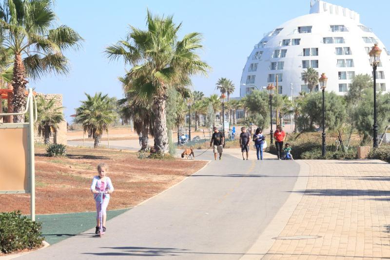 Apartment In Asjkelon Buitenkant foto